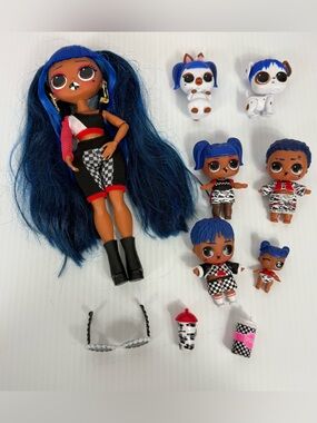 LOL Surprise! OMG Doll Downtown BB Family Lot Siblings Pets Accessories MGA